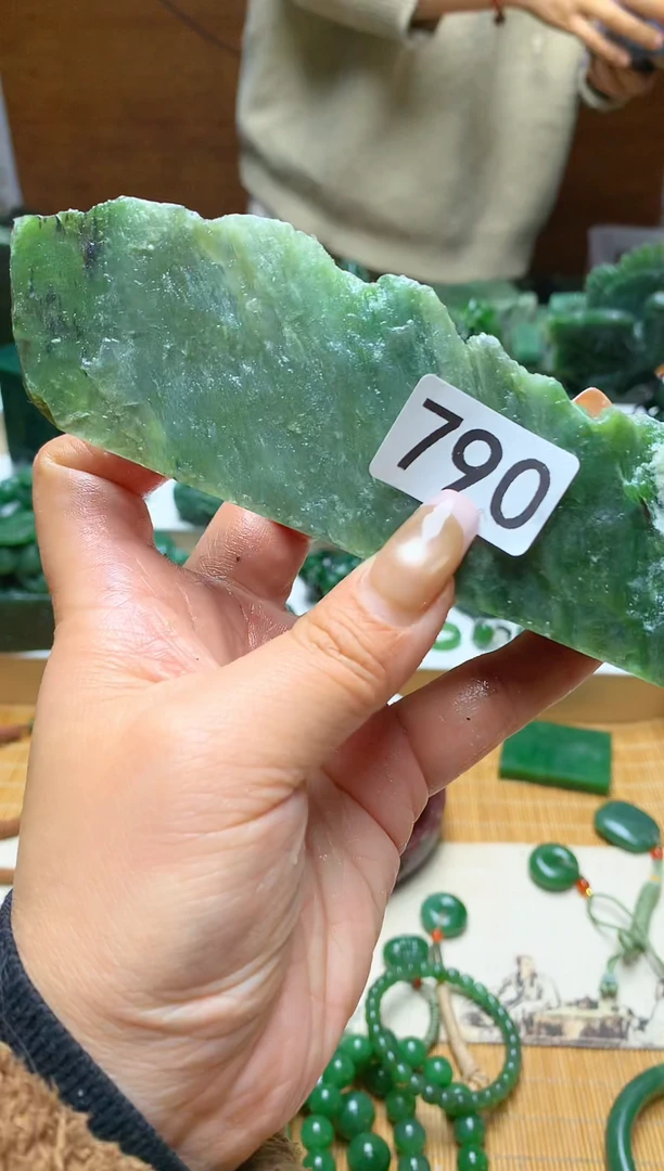 未镶嵌和田玉珠宝半成品1