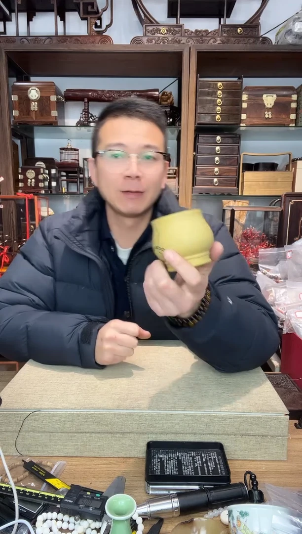 928 紫砂彩绘主人杯