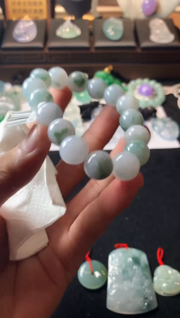 未镶嵌定制翡翠R****_5025毛货不退不换