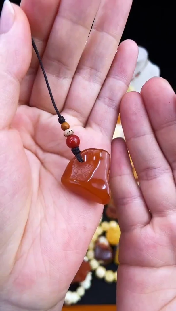 琥珀未镶嵌珠宝奇石柒月