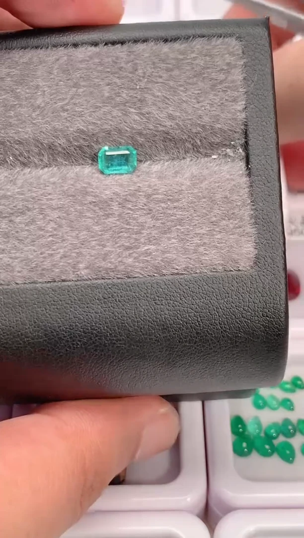 裸石未镶嵌祖母绿0.62-168祖母绿