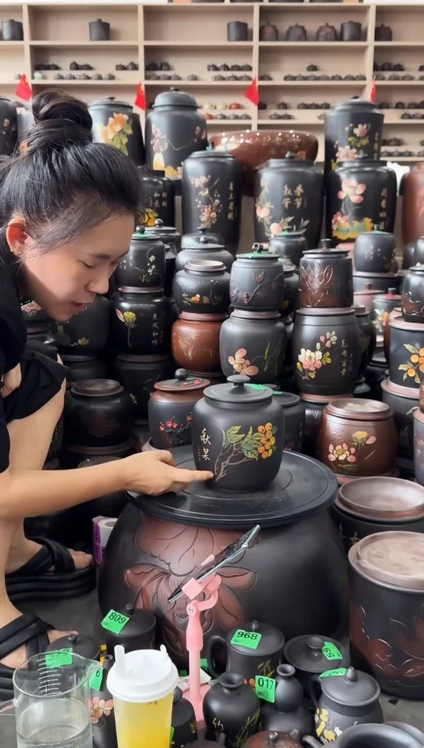 罐瑕疵茶叶罐 彩填冬瓜 807