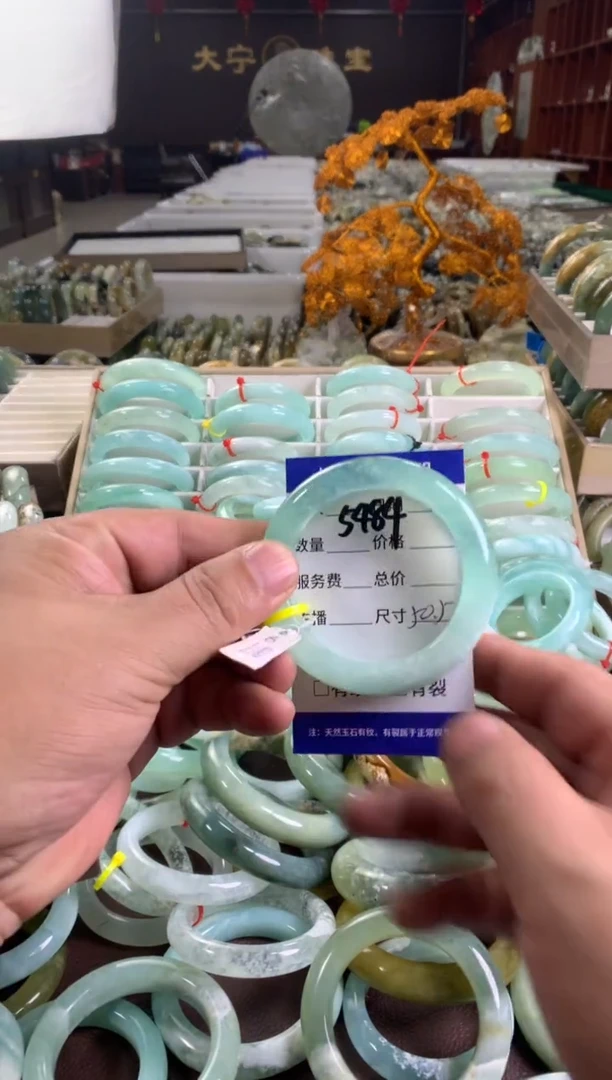 蛇纹石玉未镶嵌手镯5484