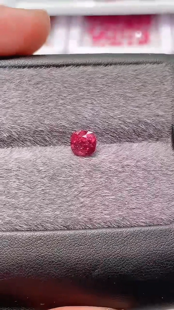 【闪购商品】尖晶石裸石未镶嵌粉丝福利1.54