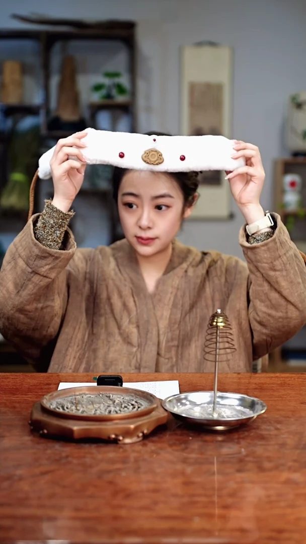 【闪购商品】抹额白色定制定向链接饰品