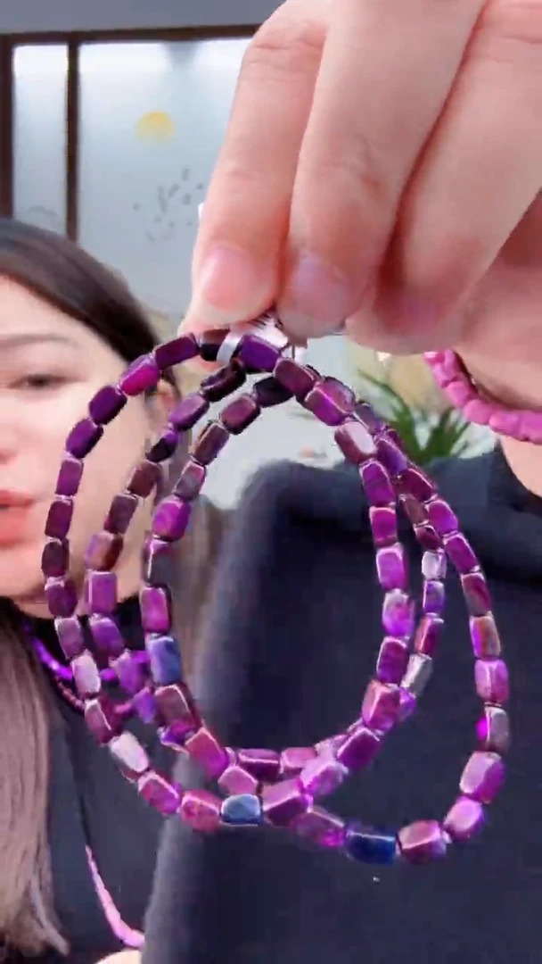 【闪购商品】苏纪石（舒俱来）手串02501未镶嵌多样性发其一