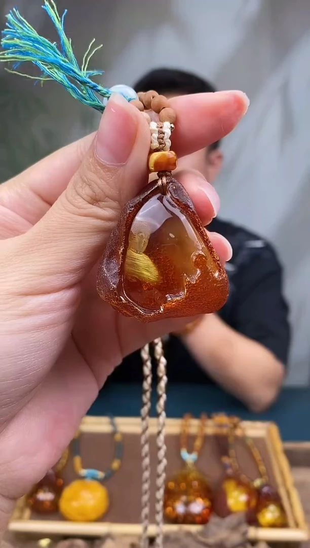 未镶嵌琥珀裸石基地发货 一物一证 顺丰包邮