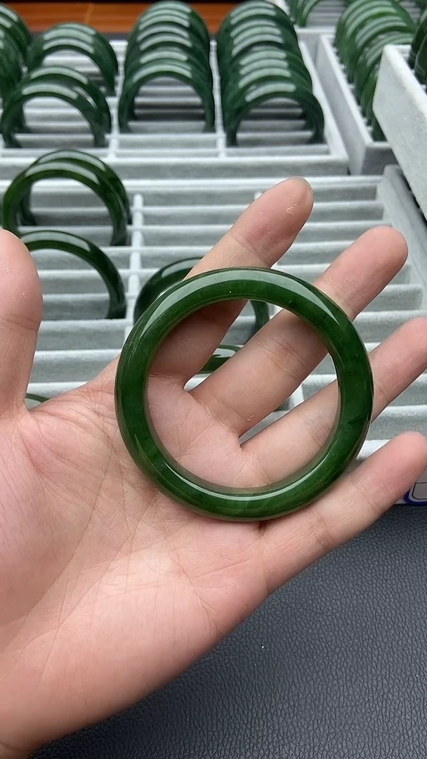 未镶嵌手镯和田玉（碧玉）77-57.6