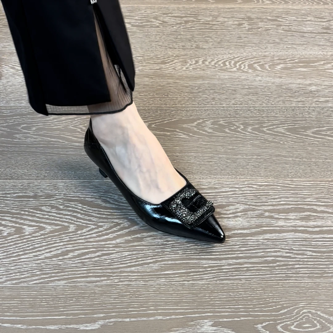 4.5CM头层牛皮单鞋尖头浅口高跟粗跟气质方扣平底浅口妈妈鞋女鞋