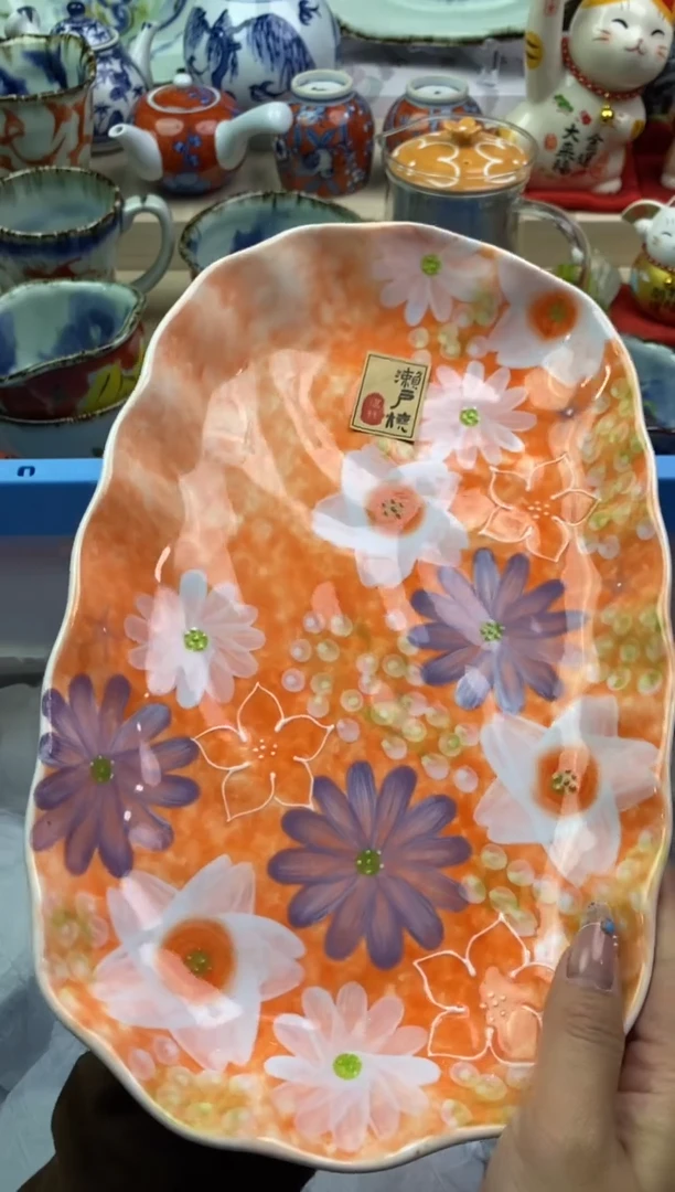 【闪购商品】瓷片隆莲瓷器欢迎大家