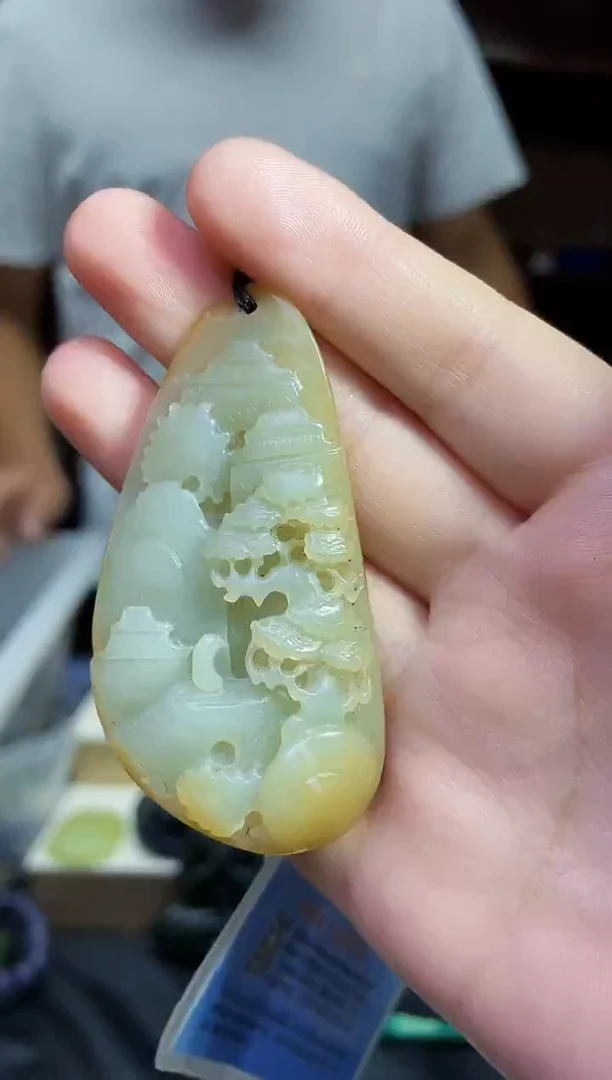 和田玉未镶嵌颈饰1