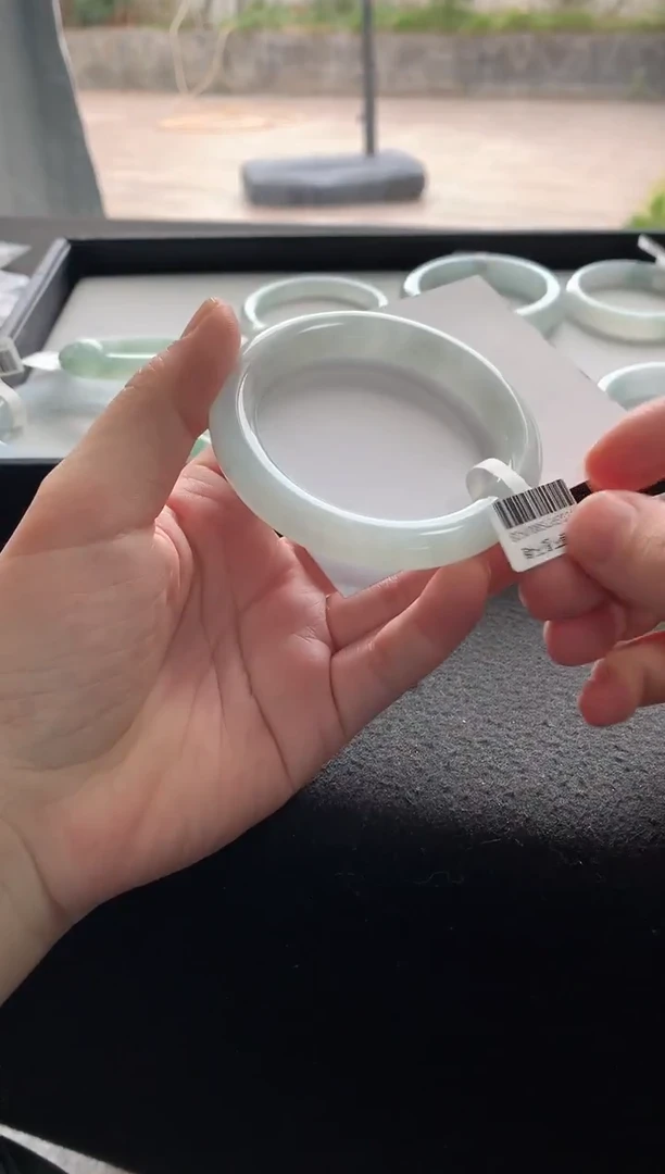 未镶嵌手镯翡翠54圆条Y3348买断