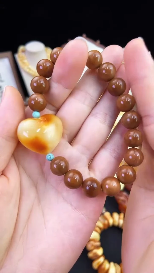 琥珀未镶嵌珠宝奇石柒月