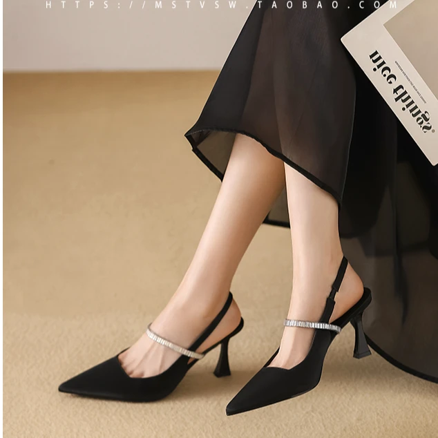 黑色高跟鞋女细跟2025新款尖头包头凉鞋配裙子港姐法式玛丽珍单鞋