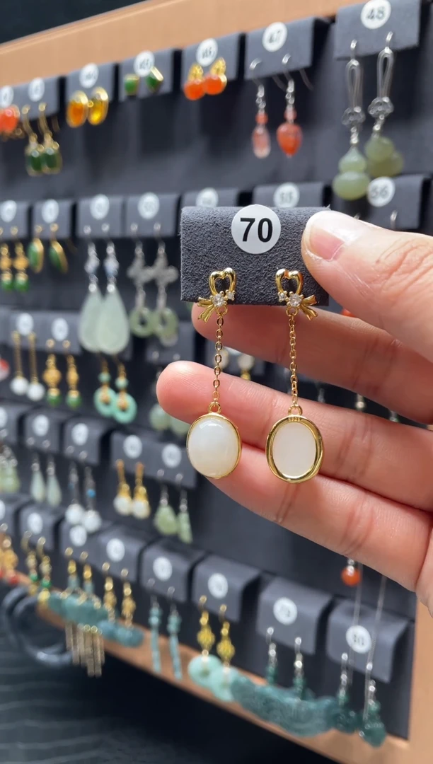 【闪购商品】和田玉耳饰银S925镶嵌0070