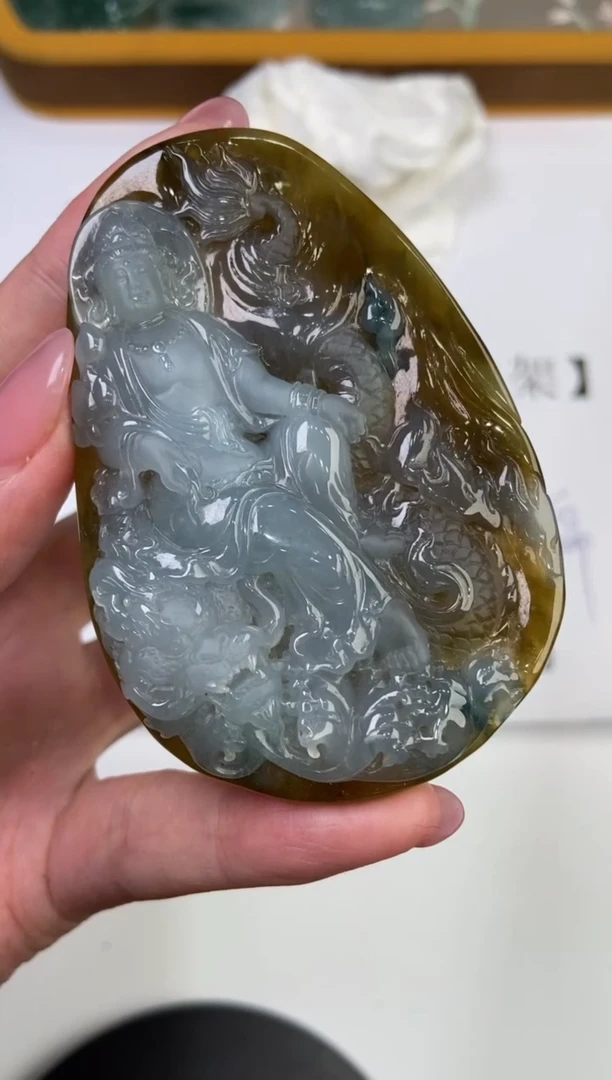 翡翠挂件未镶嵌01