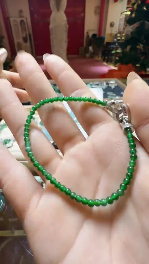 【闪购商品】翡翠吊坠(不含链)未镶嵌翡翠