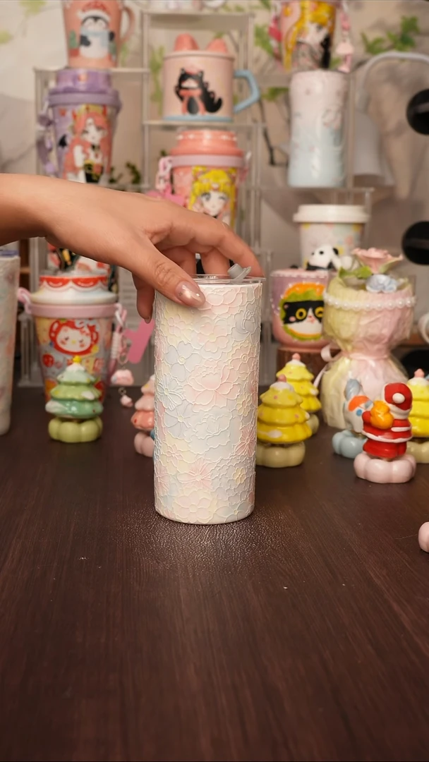 陶景德镇手绘的杯子