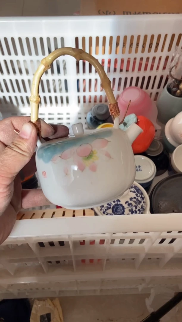 杯无运费险有瑕疵的摄影的产品有使用过的痕迹有点脏介意勿拍