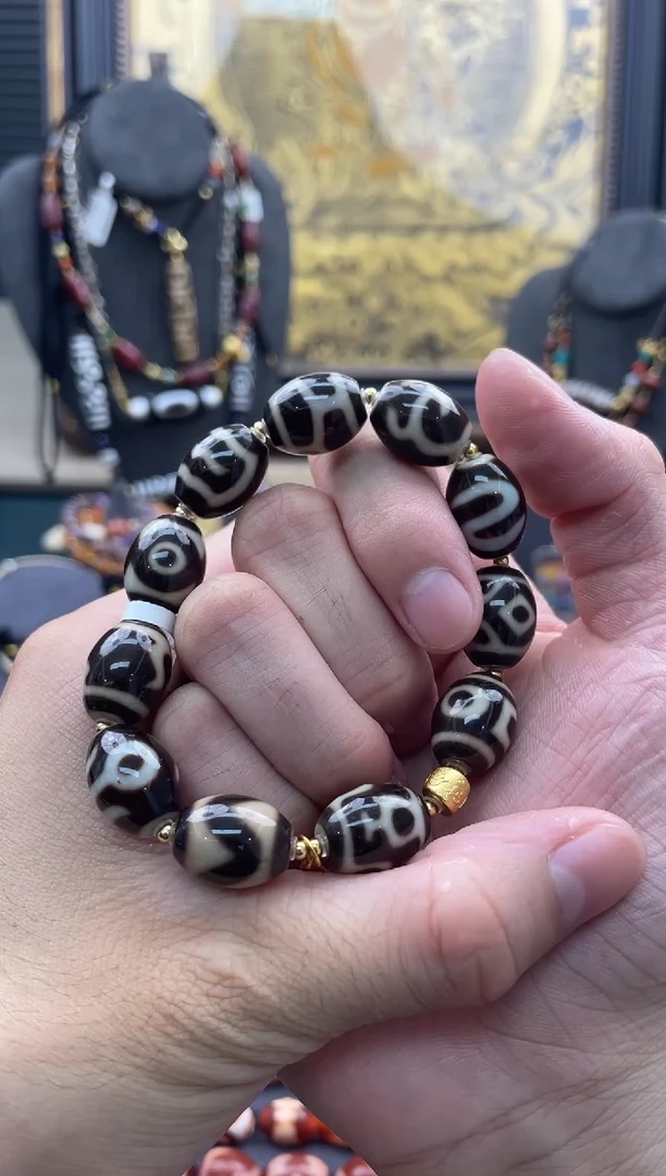 未镶嵌颈饰玛瑙/玉髓精工多宝手串