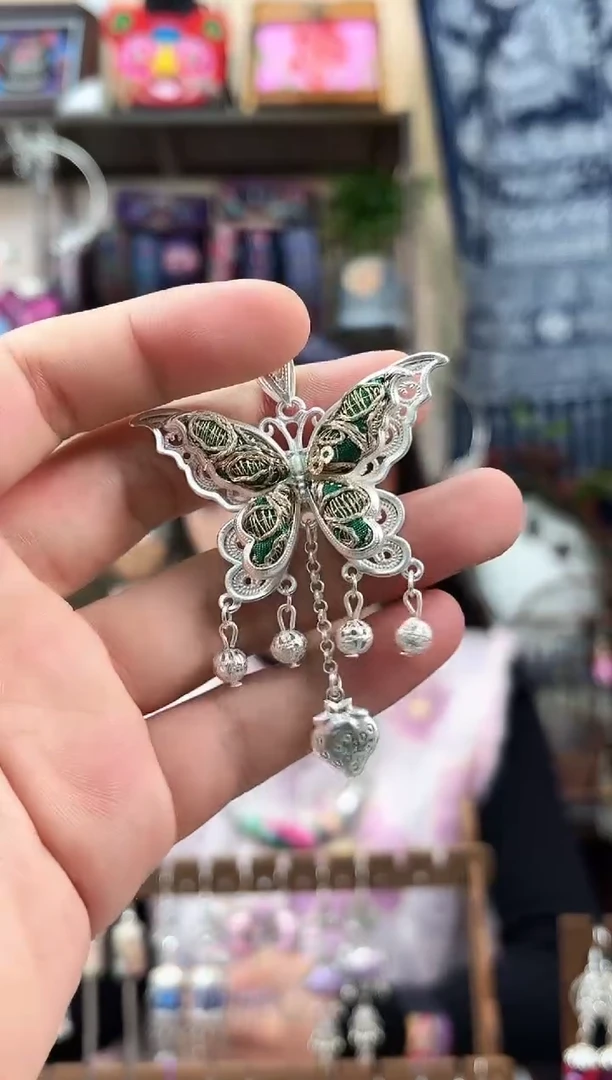 织绣民族风非遗老绣饰品435