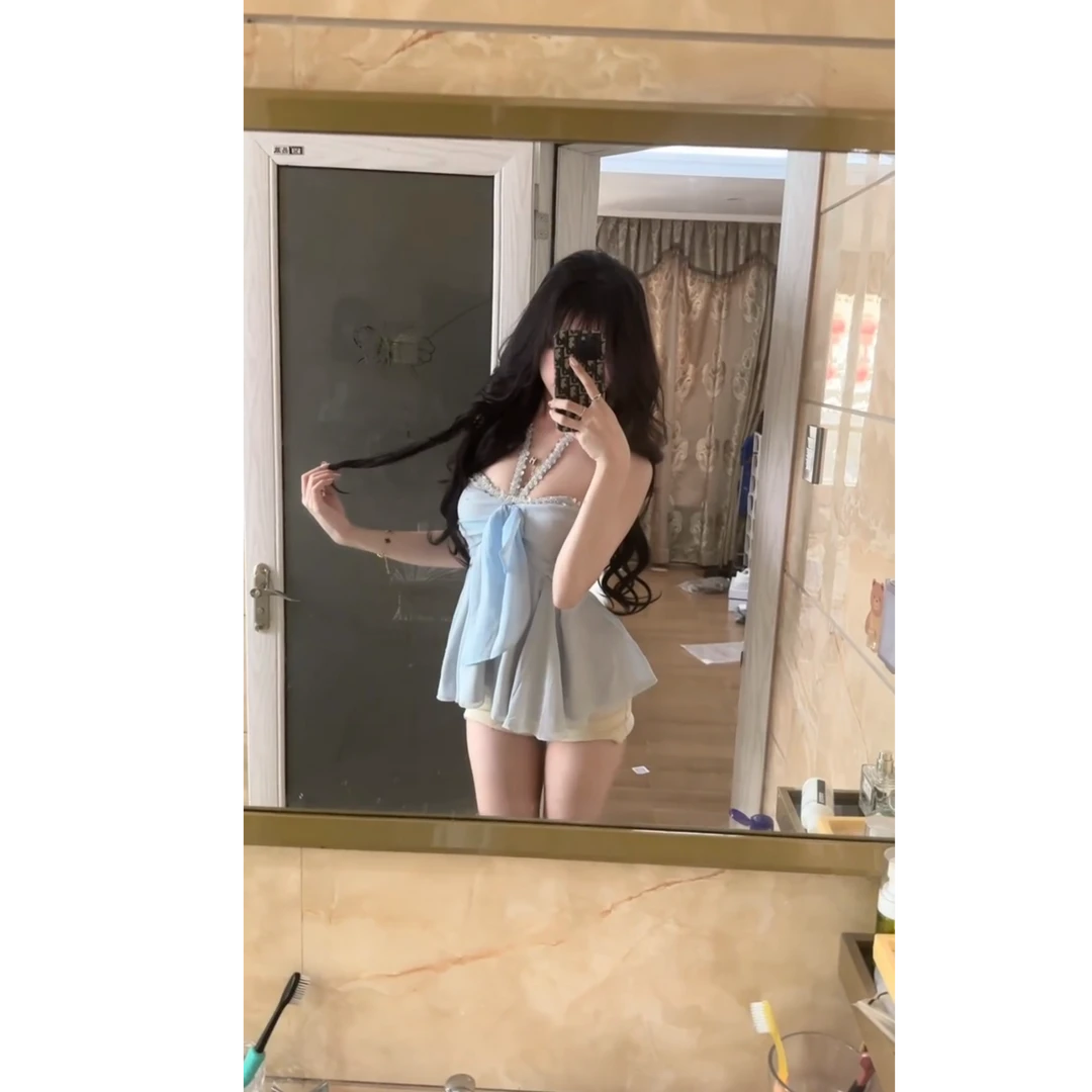 纯欲性感挂脖上衣手工钉钻绝美上衣女白色牛仔短裤女两件套装夏季