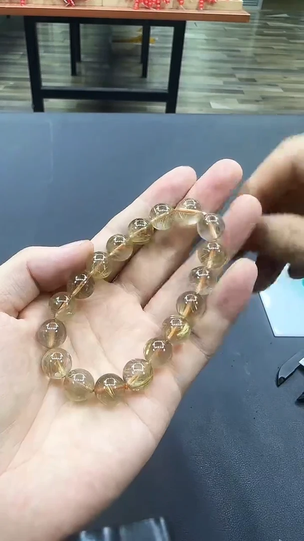 水晶手串未镶嵌天然