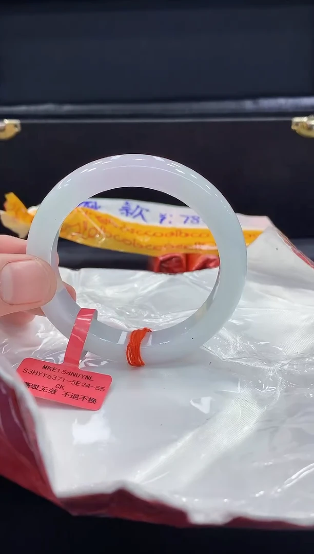 未镶嵌手镯翡翠翡翠手镯