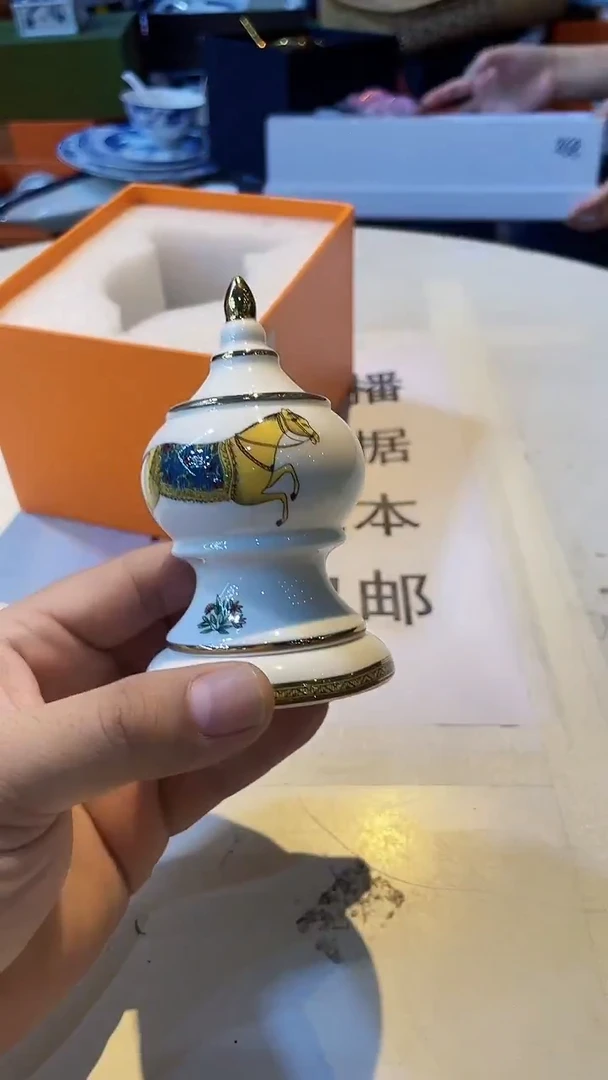 杯鸿辉家品牌瓷器，京东包邮！