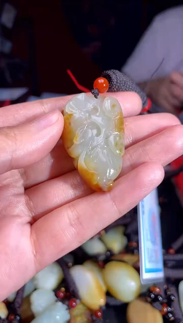 和田玉未镶嵌挂件1