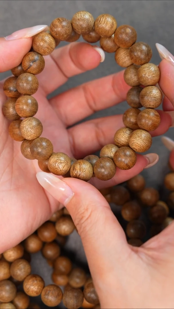 沉香手串28号都彭多样性发一条