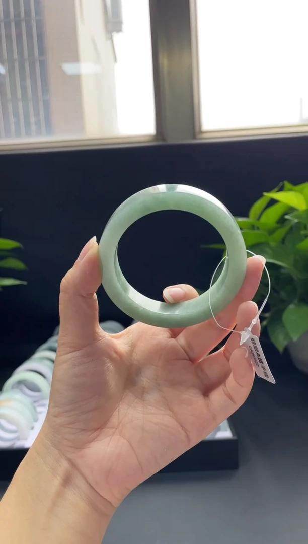 定制翡翠手镯未镶嵌天然缅料A货翡翠毛胚定制