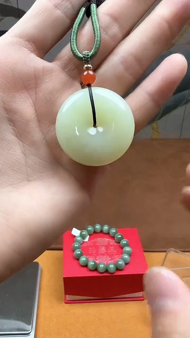 【闪购商品】和田玉吊坠未镶嵌吊坠
