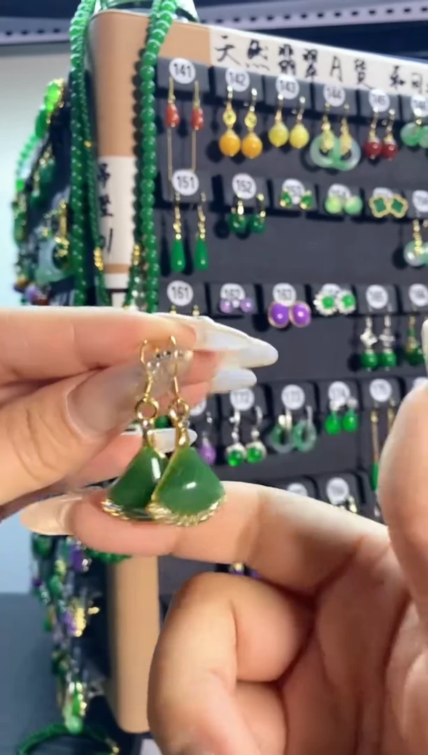 【闪购商品】和田玉耳饰银S925镶嵌022