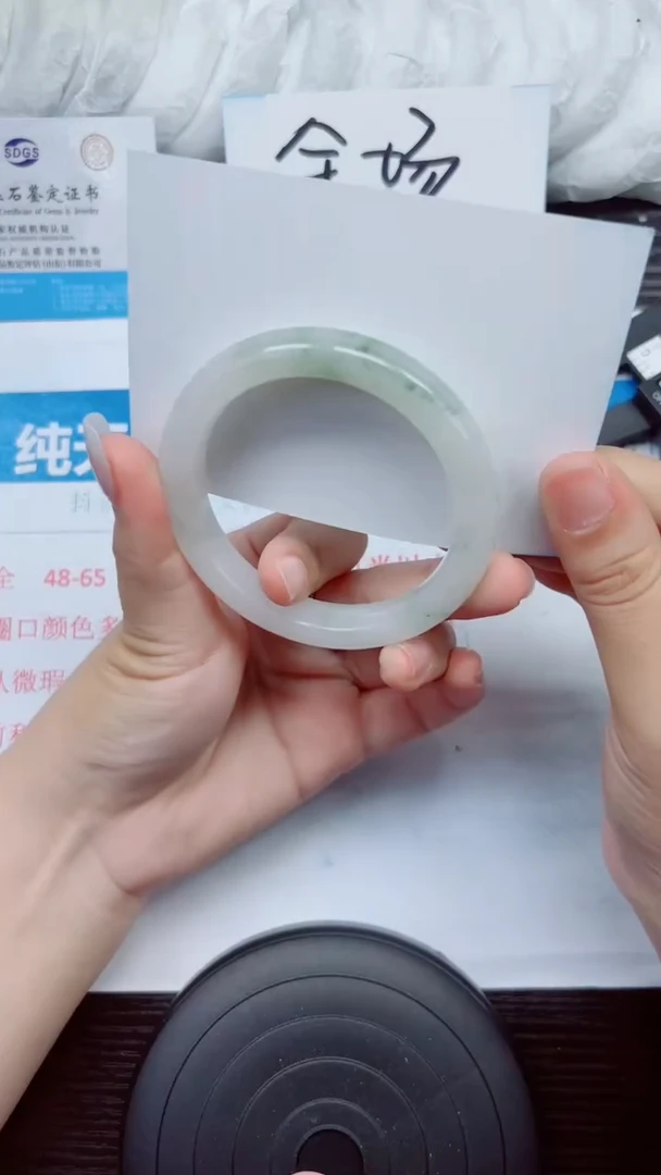 石英质玉手镯未镶嵌A286-56.57
