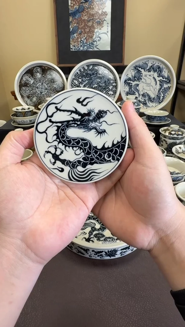 二号釉1351龙纹盖置二号釉