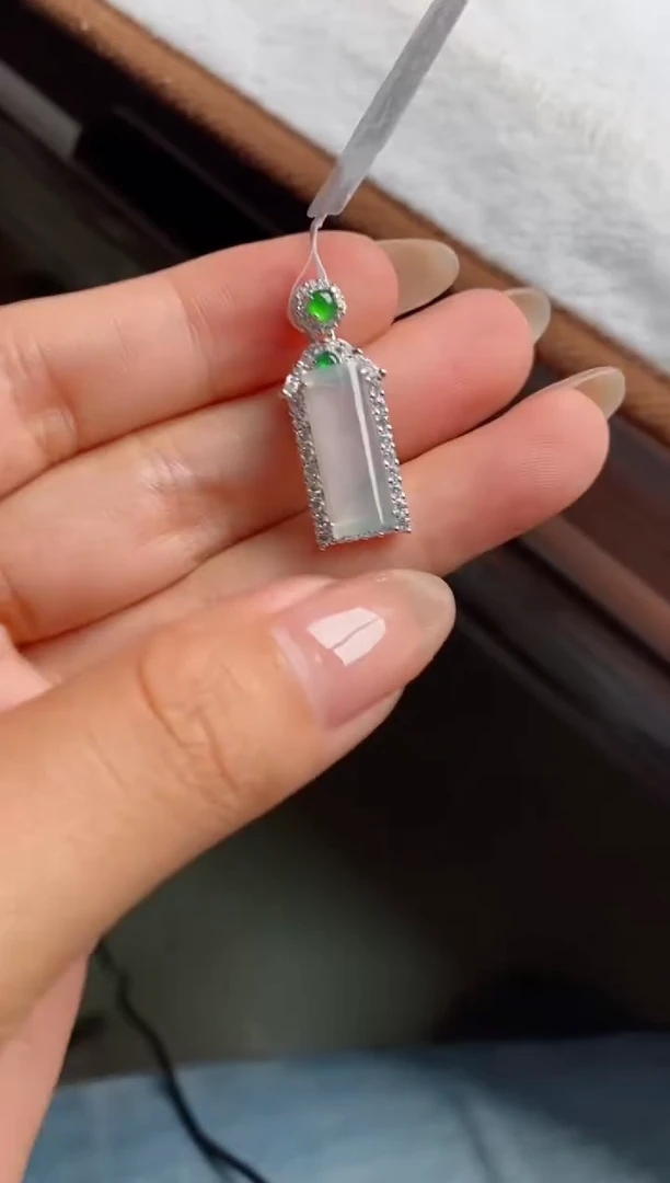 银S925镶嵌戒指翡翠?****?天然A货翡翠