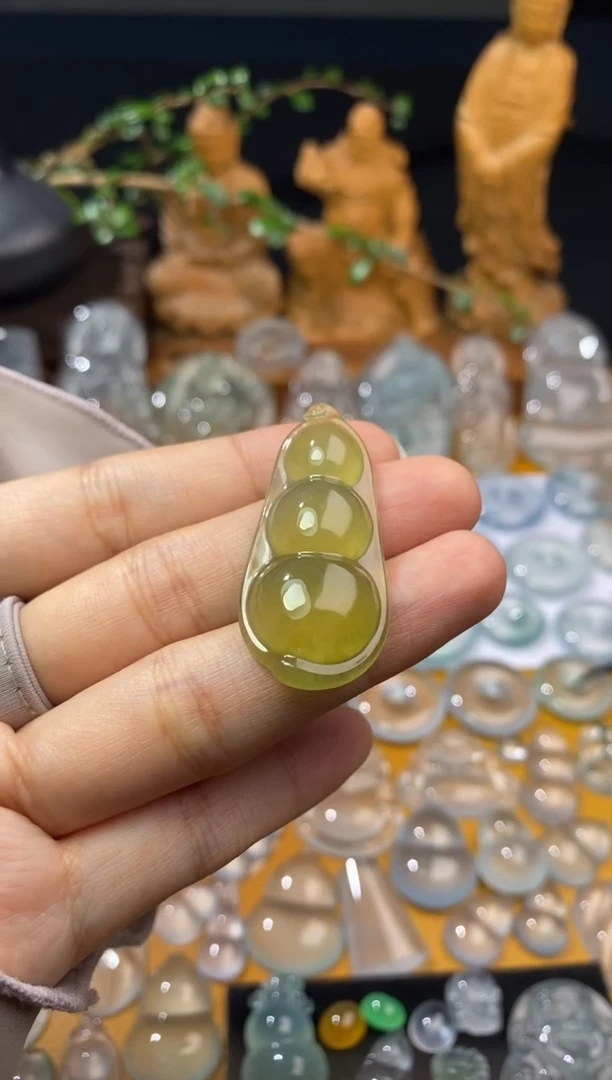 吊坠(不含链)未镶嵌翡翠福豆