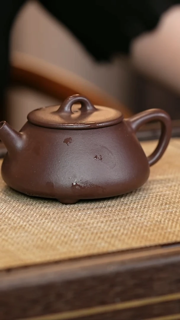 茶壶紫砂深井紫泥 平盖石瓢