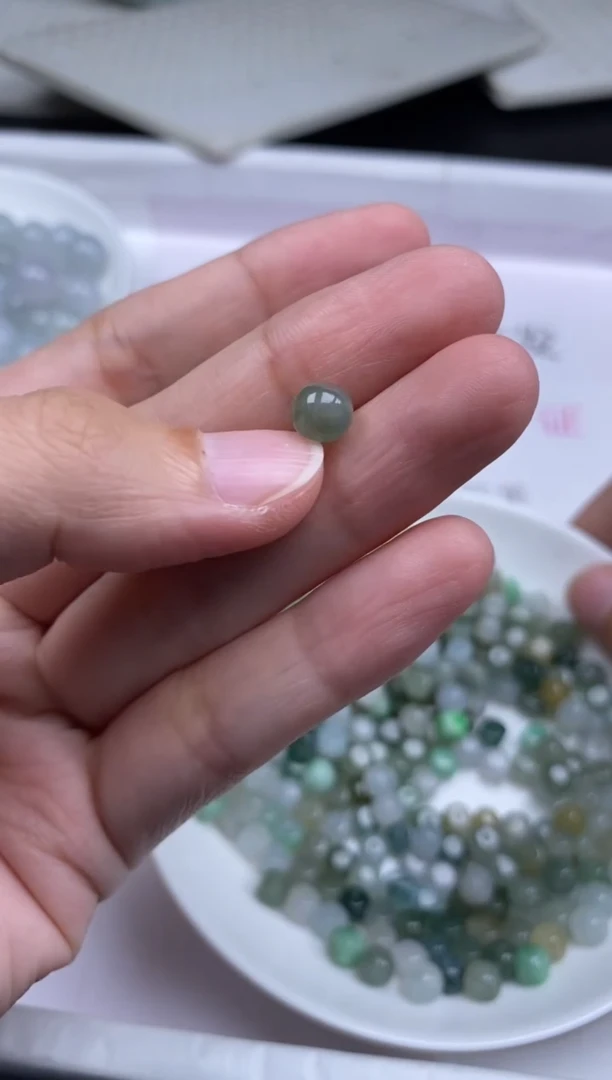 颈饰未镶嵌翡翠突*车贞城散珠批发DIY编制