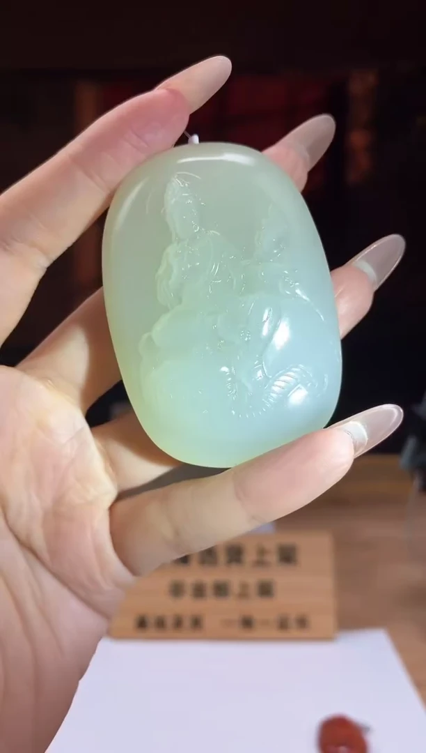 和田玉未镶嵌颈饰D035