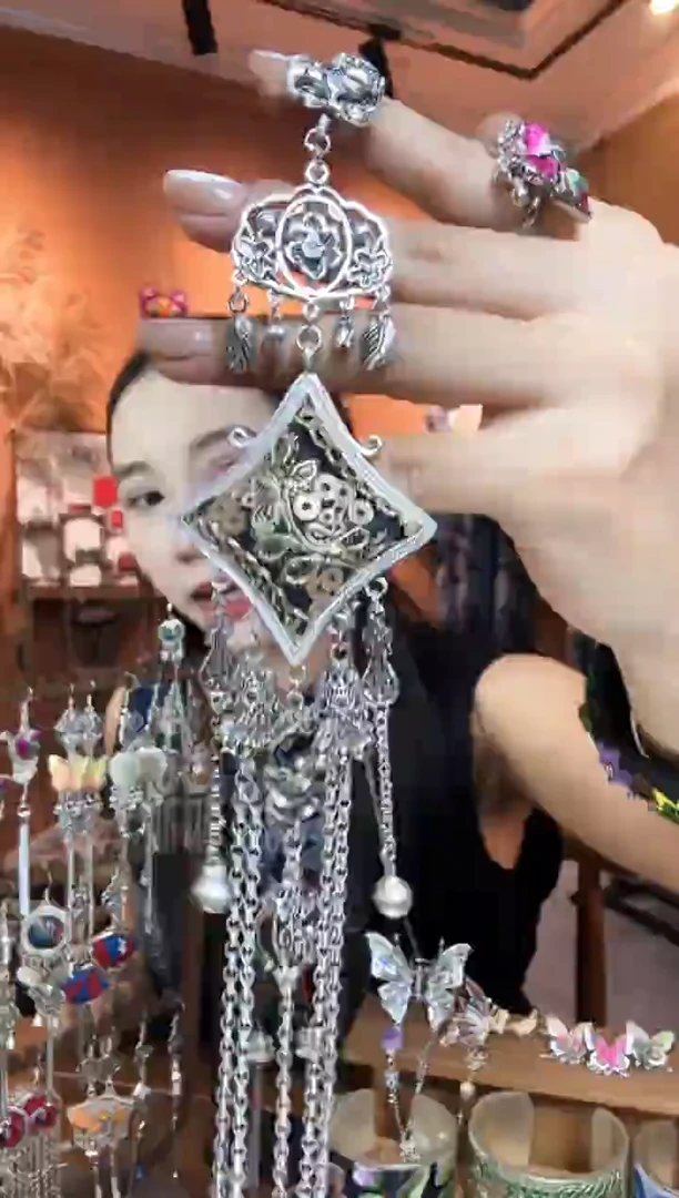 刺绣纯手工民族风压襟