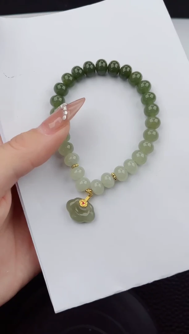 【闪购商品】和田玉手串未镶嵌011微色差T