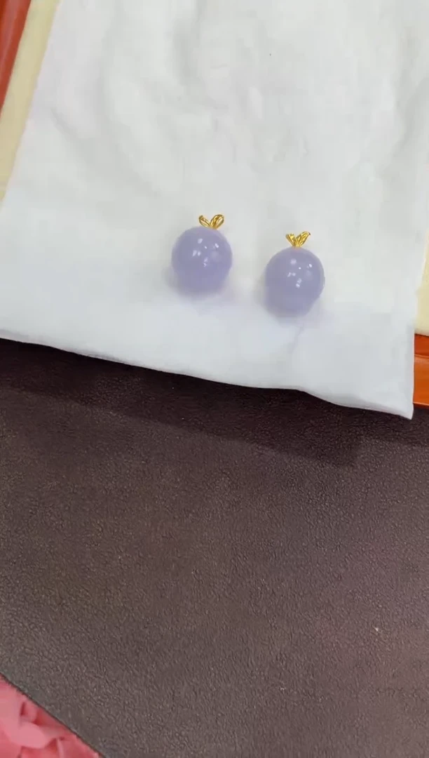 翡翠18K金镶嵌颈饰天然缅甸a货翡翠(多样性发其一