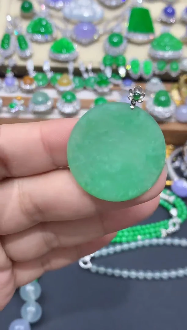 翡翠18K金镶嵌颈饰208-春日珠宝