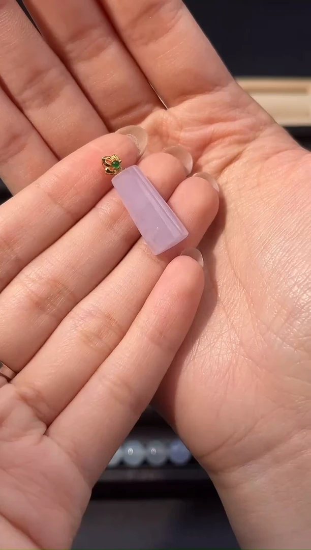 吊坠(不含链)18K金镶嵌翡翠翠小二缅甸翡翠严选