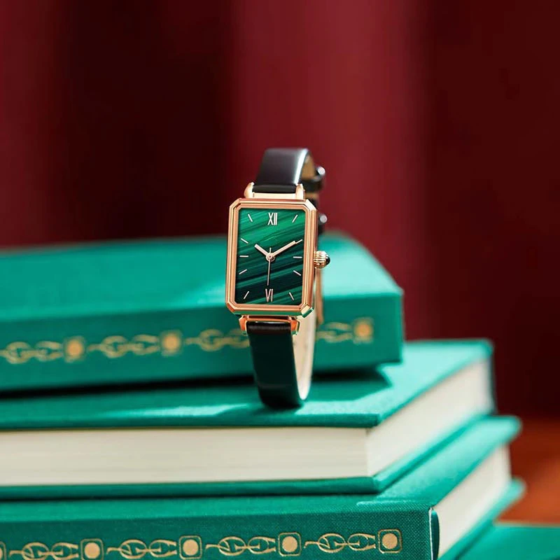 专柜品质复古手表女士祖母绿轻奢百搭时尚简约高档腕表