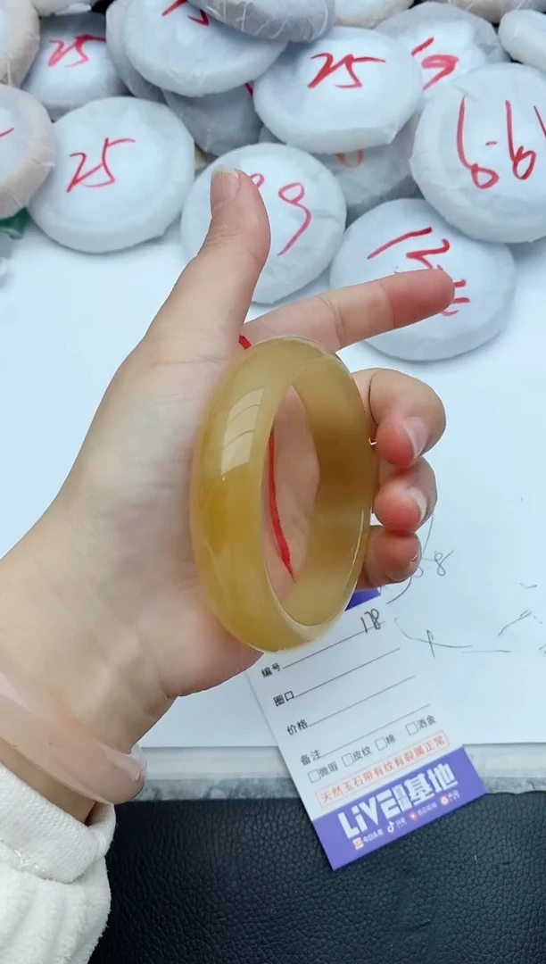 【闪购商品】石英质玉手镯未镶嵌178+60.3