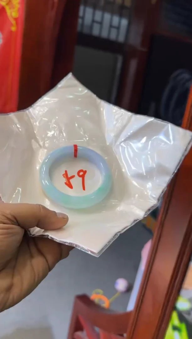 未镶嵌手镯翡翠手镯