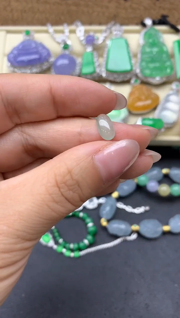 【闪购商品】翡翠颈饰未镶嵌81-中国好珍宝